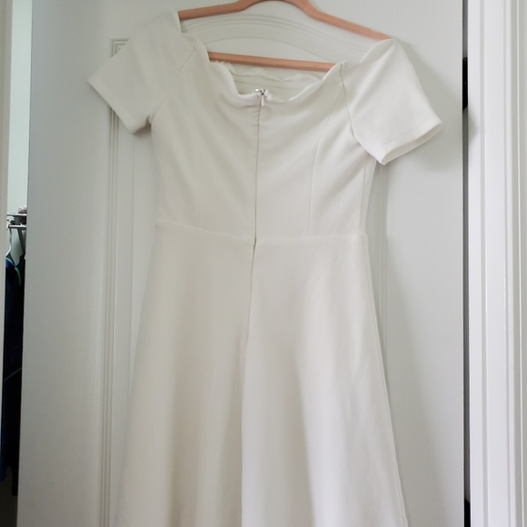 MIAMI OFF SHOULDER DRESS SIZE MEDIUM - Picture 7 of 7